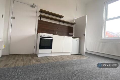 Lounge/Kitchen