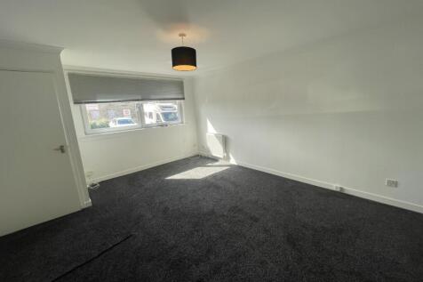 Elgin Court, Dunfermline, KY12 photo 4