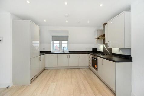 Sandpiper Road, Chichester photo 4