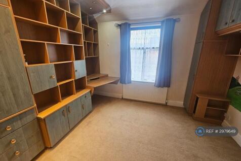 Salisbury Drive, Manchester, M25 photo 5