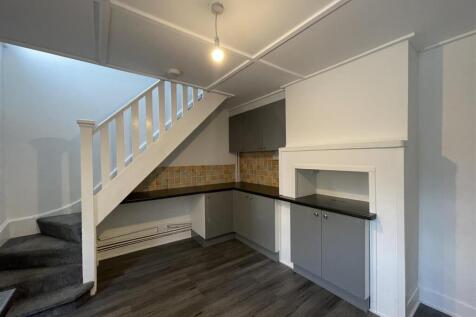 kitchen 1.jpg