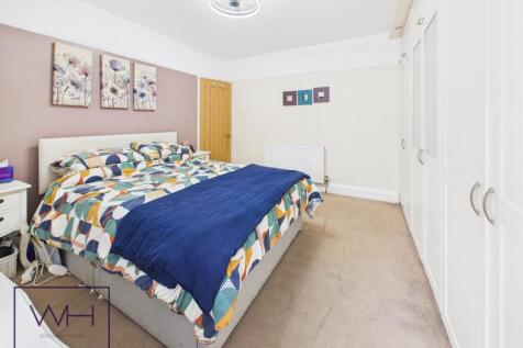 CAM03785G0-PR0322-ST