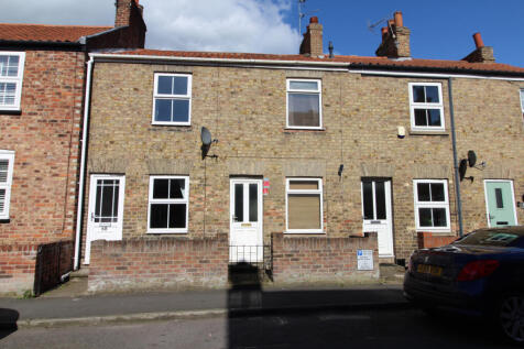 Tidy terraced house in central location