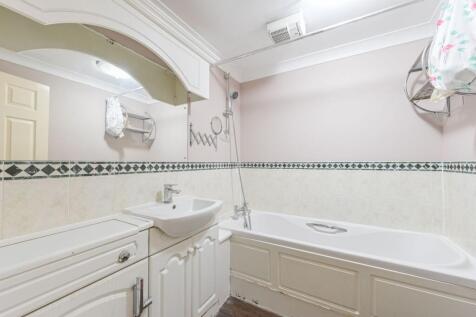 Galleons View, E14, Isle Of Dogs, London, E14 photo 4