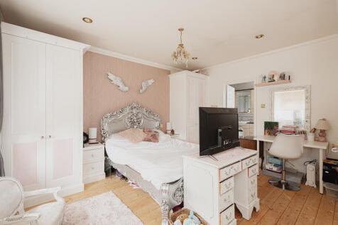 (Rightmove) 13.jpg