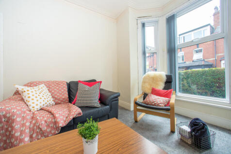 10 Hessle View, Hyde Park, Leeds, LS6 1ER photo 3