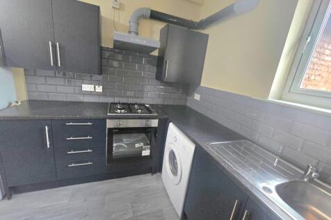 B Eastbourne Road, Middlesbrough, TS5 6QN photo 3