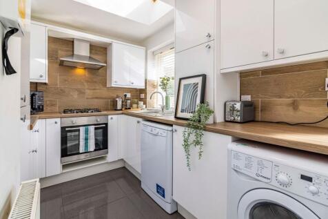 Heron Drive, Lenton, NG7 photo 4