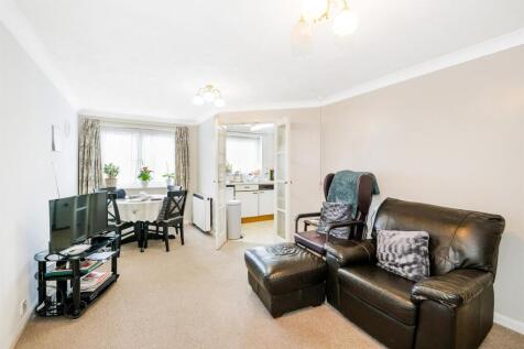 Kingswood Court-11_web.jpg