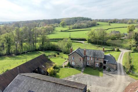 dji_fly_20260422_164140_0404_1776927336261_photo.J