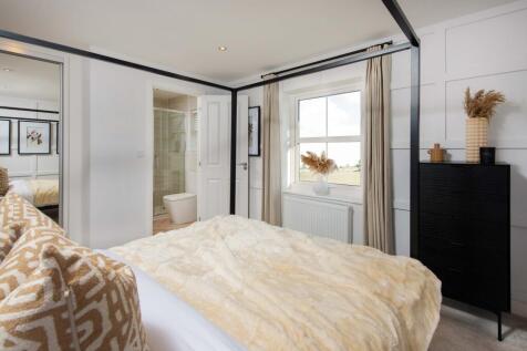 Constable Gardens Hadley principal bedroom