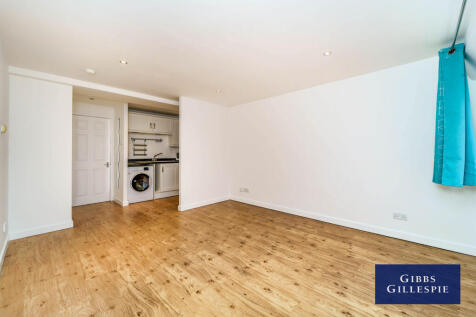 Living / Kitchen