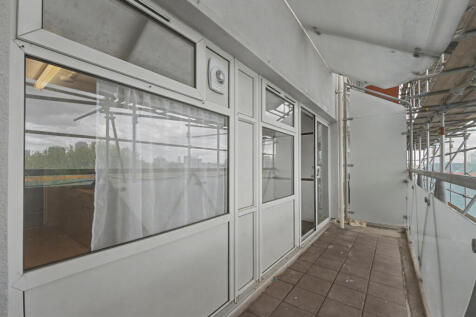 43 Anglesey House, Lindfield Street, Poplar, London E14 6HS
