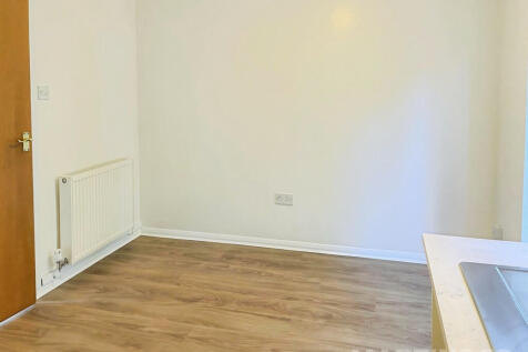 Freeland Close, Thorpe Marriott, NR8 photo 3