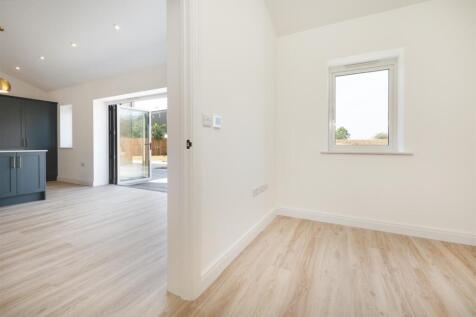 Boundary Lane, Boundary