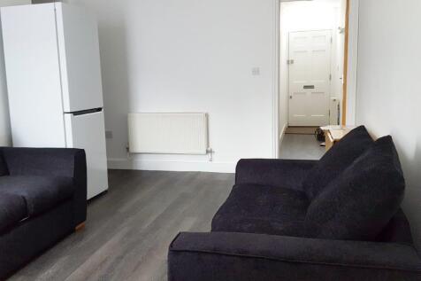 36 Broad St Sitt a.jpg