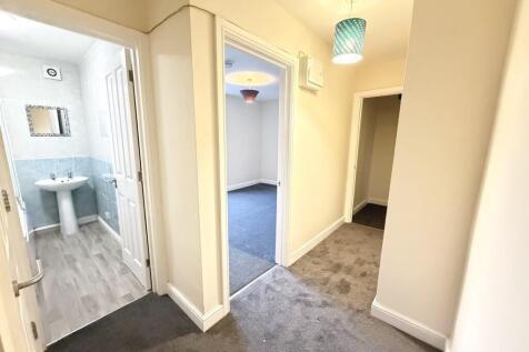 Flat 1, 2 Fore Street photo 5