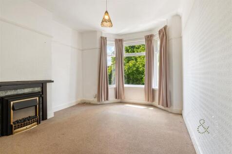 Gelligaer Gardens, Hern Crabtree (15).jpg