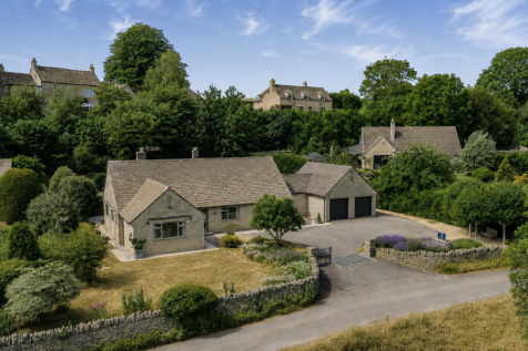 Stroud, GL5 - property photo
