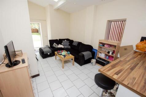 Open Plan Kitchen/ L