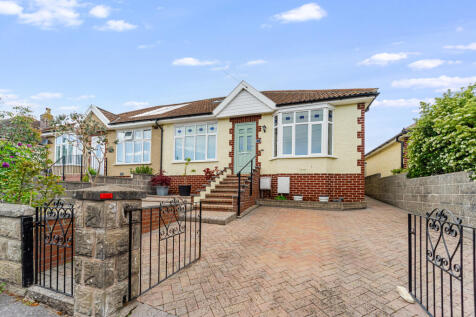 2 bed semi-detached bungalow for sale