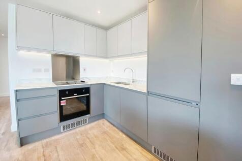 2 bed flat to rent Springfield Road, London SE26