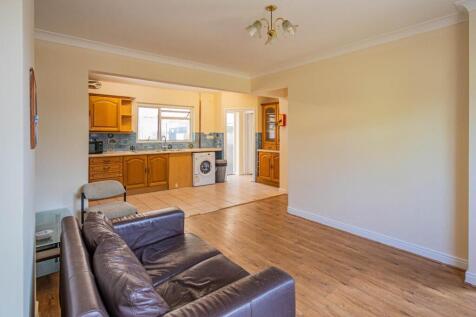 Lockleaze Road, Horfield, Bristol photo 3