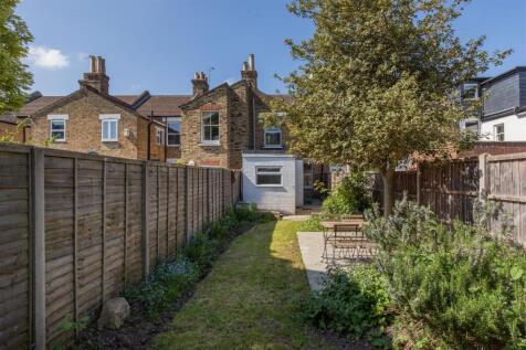 Somerset Road, E17