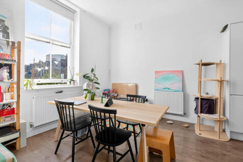 Reception/Kitchen