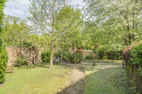 1-681486a2733f1-1...