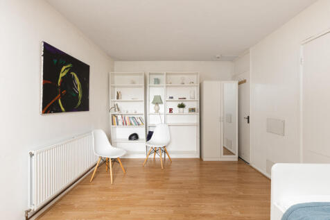 Caliban Tower, Arden Estate, Hackney, London photo 5