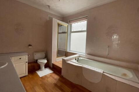 WhatsApp Image 2025-08-26 at 15.04.27_d9c94285.jpg