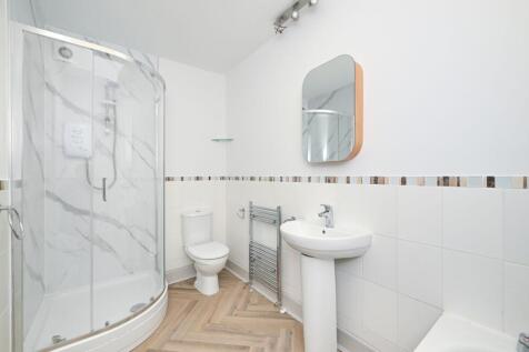 Dreghorn Loan, Edinburgh, EH13 0DF photo 4