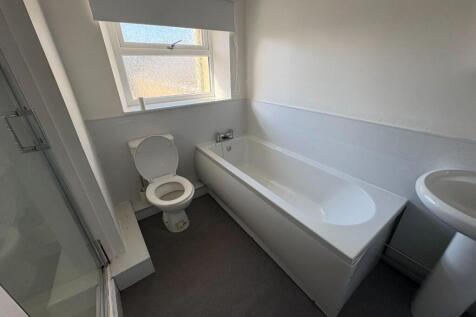 Bathroom.JPEG