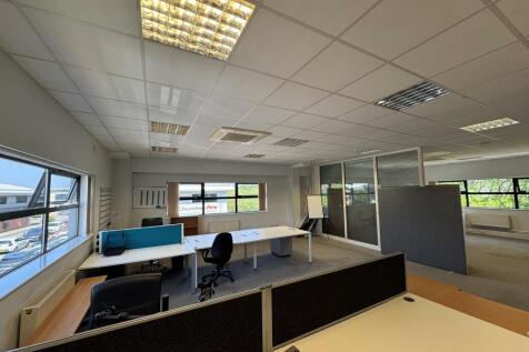 Office to rent Image 7