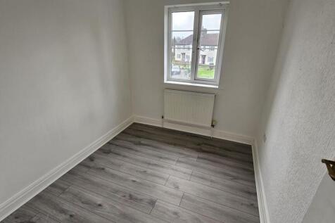 40RG- Bedroom 3.1.jpeg