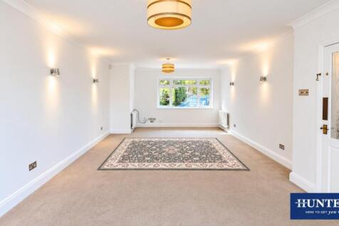 Manor Road, Cheam, Sutton photo 4