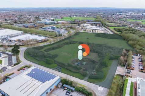 Hempton-Court_Aerial-2.jpg