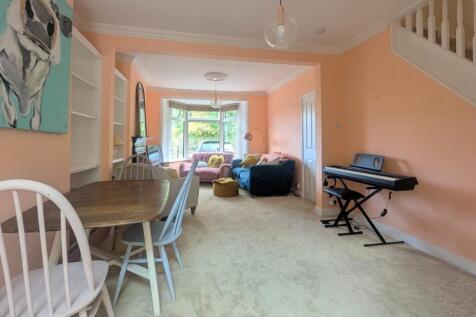 Romsey   Mill Lane   UNFURNISHED photo 4