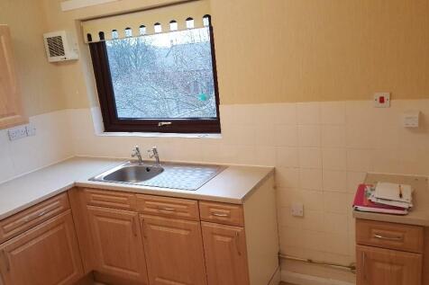Carr Court, Trinity Street, Batley, Kirklees photo 3