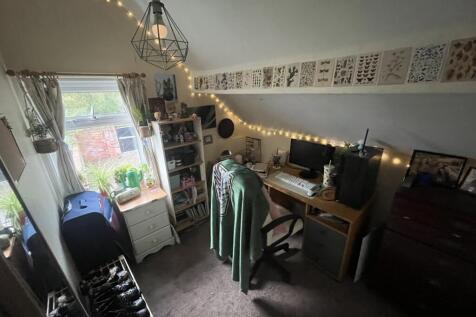 Hanover Square, Woodhouse, Leeds, West Yorkshire, LS3 photo 3
