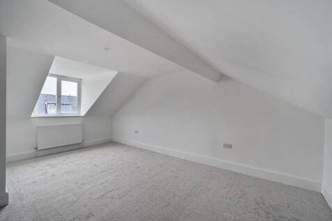 1355643-7-6901f1cf55bf8-ARW-1