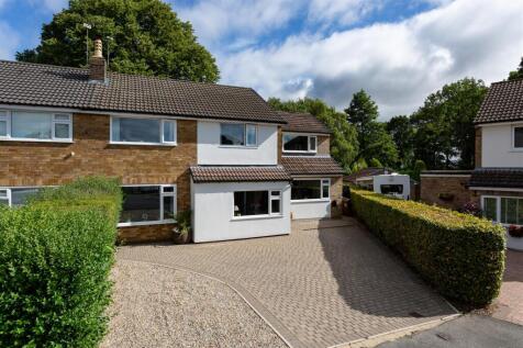 9 Parklands Crescent-01.jpg