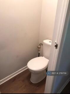 Woking Close, London, SW15 photo 4