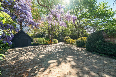 Property Image 37