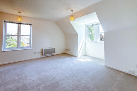 Anglian Close, Central Wat, Watford, WD24 photo 4