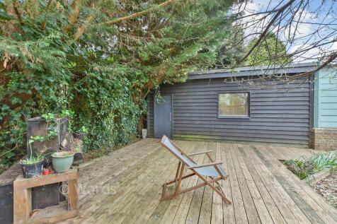 Workshop/Outbuildings