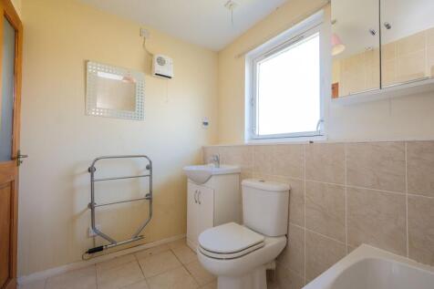 Bathroom alternative view