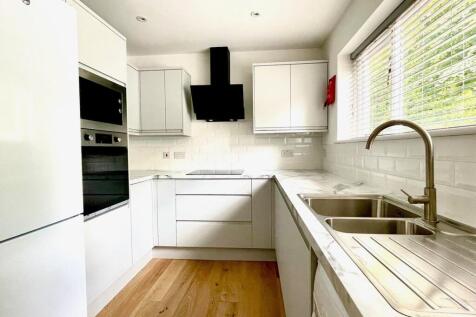 4 Lime Place, Elizabeth Clyde Close, London, Lond