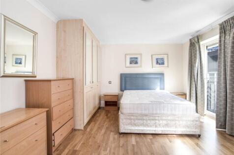 Lawn House Close, London, E14 photo 4